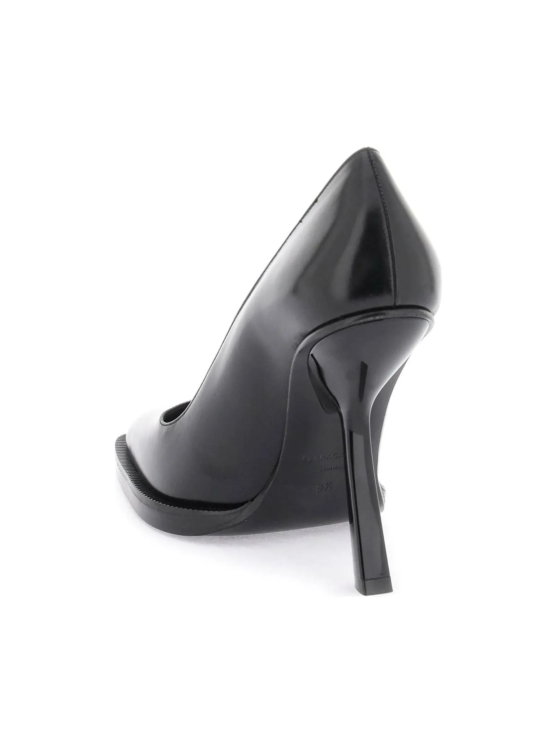 Anser x5 Shaped Heel Pumps
