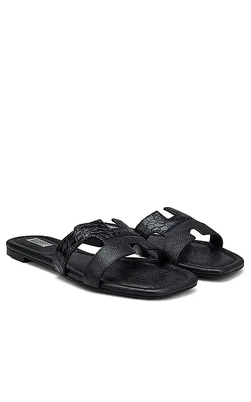 Black Croco Textured Flats