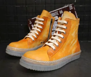 BOOPDO MESS DESIGN LEATHER HI TOP TRAINERS WITH CONTRAST SOLE