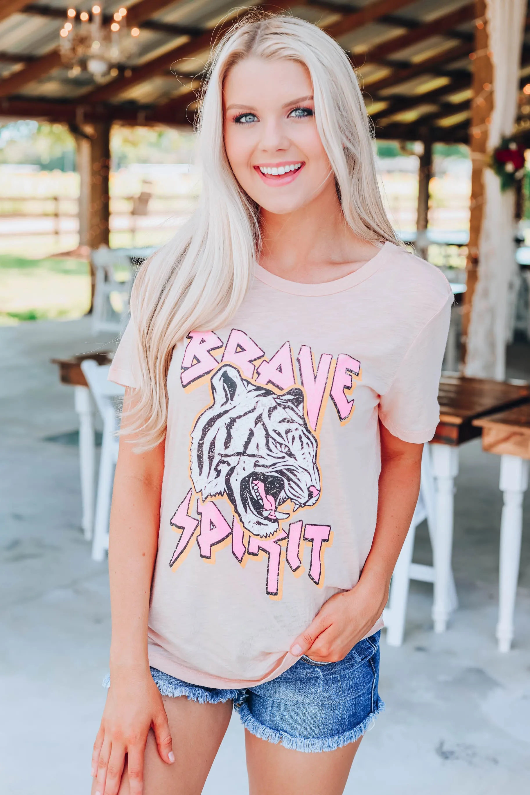 Brave Spirit Tiger Graphic Tee - Peach