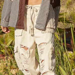 Crochet Patch Distressed Washed Jeans