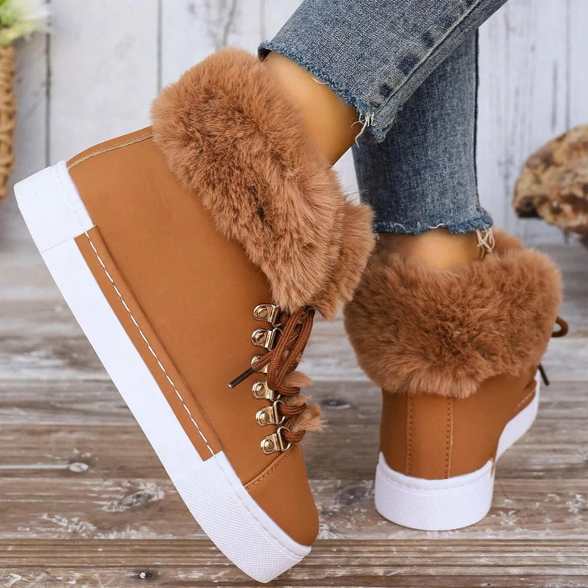 Furry warm lace-up platform snow booties