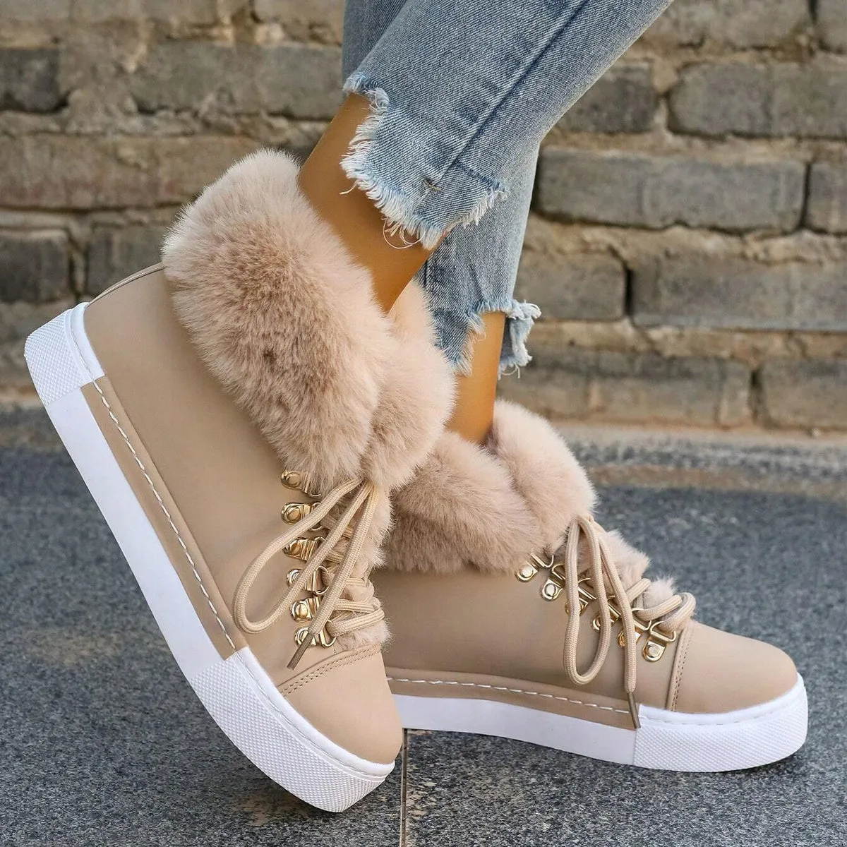 Furry warm lace-up platform snow booties