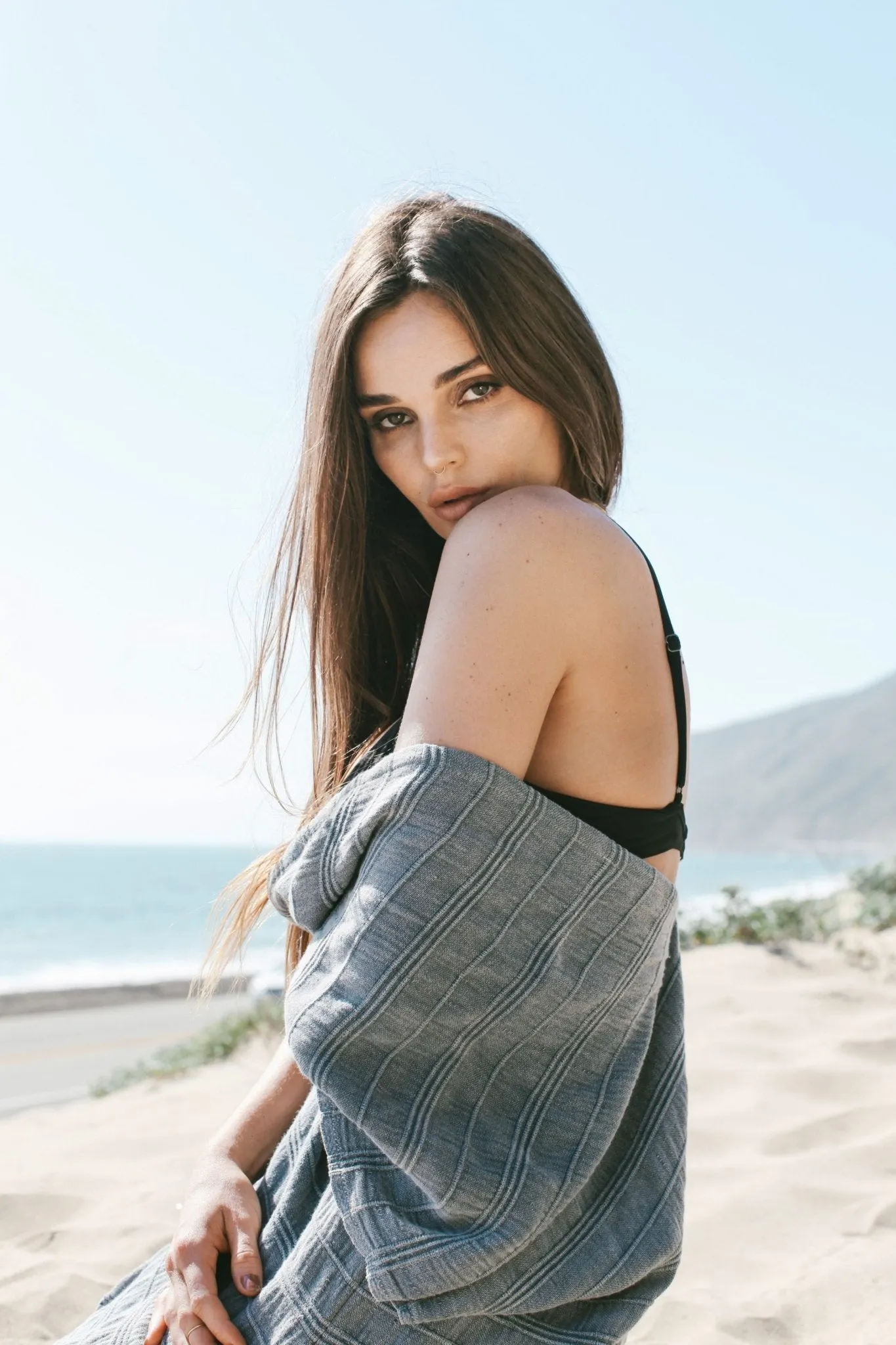 Gece V Back Kimono - Stone