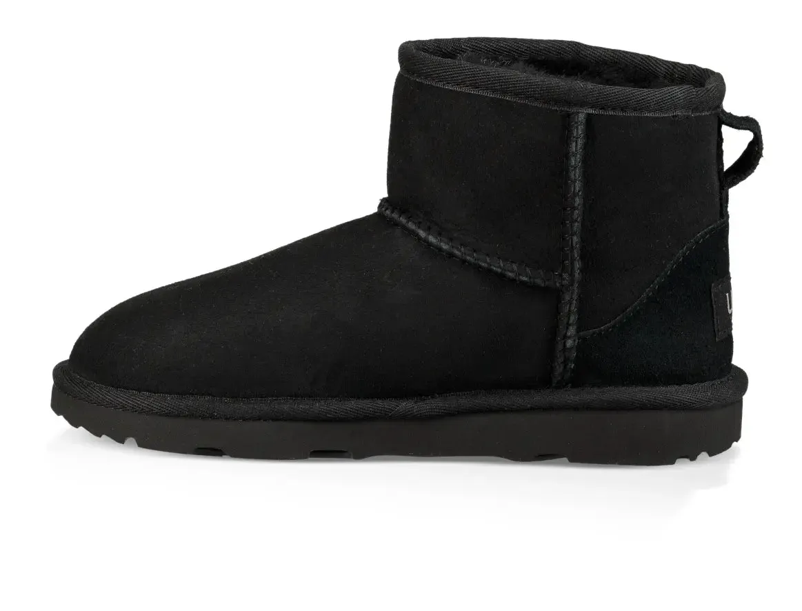 Kid’s UGG Classic Mini II – Cozy Comfort for All-Day Play