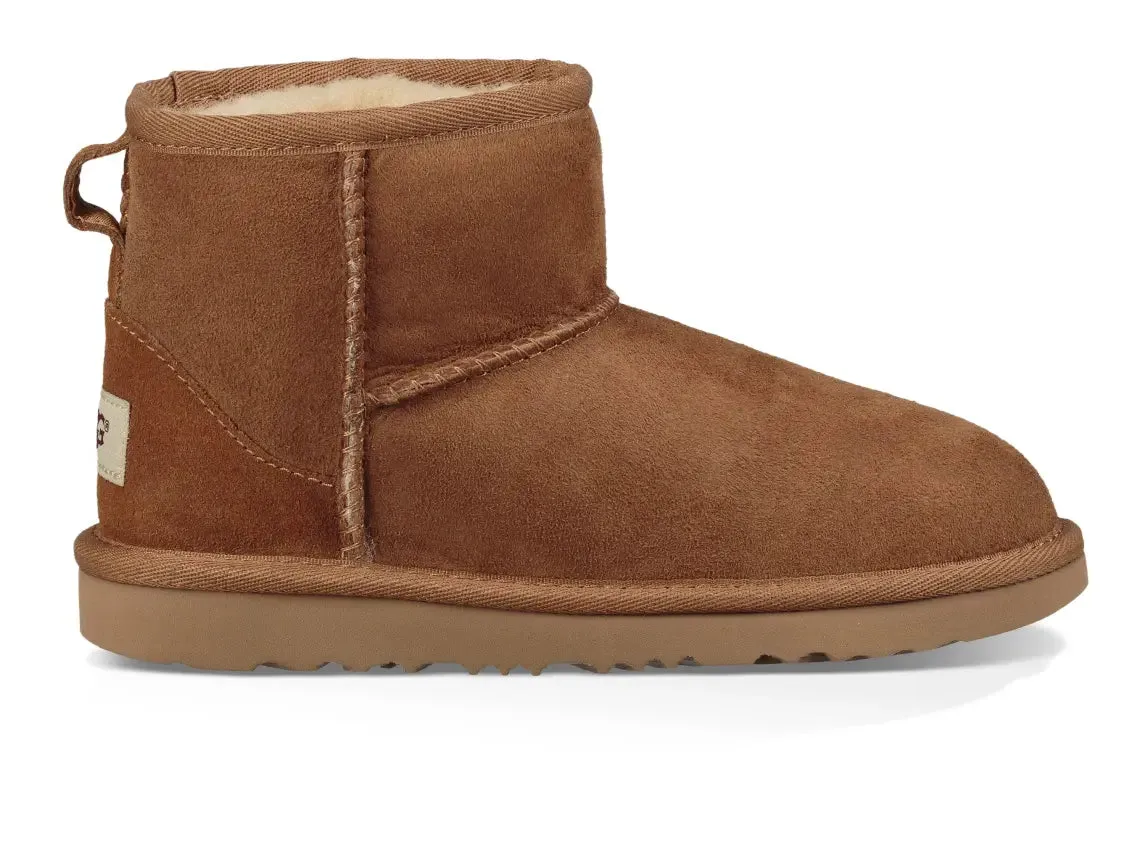 Kid’s UGG Classic Mini II – Cozy Comfort for All-Day Play