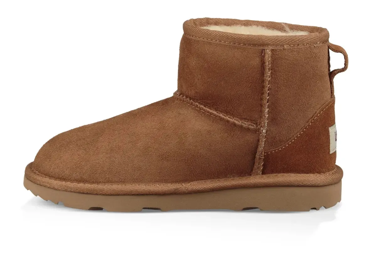 Kid’s UGG Classic Mini II – Cozy Comfort for All-Day Play