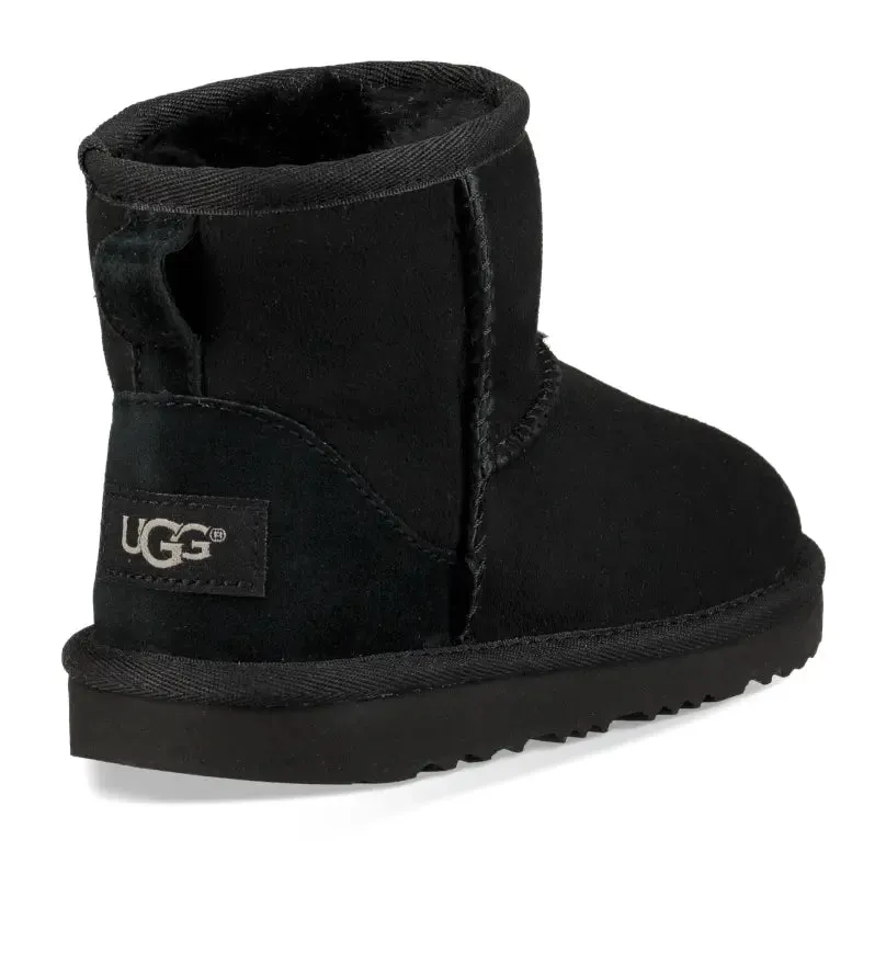 Kid’s UGG Classic Mini II – Cozy Comfort for All-Day Play