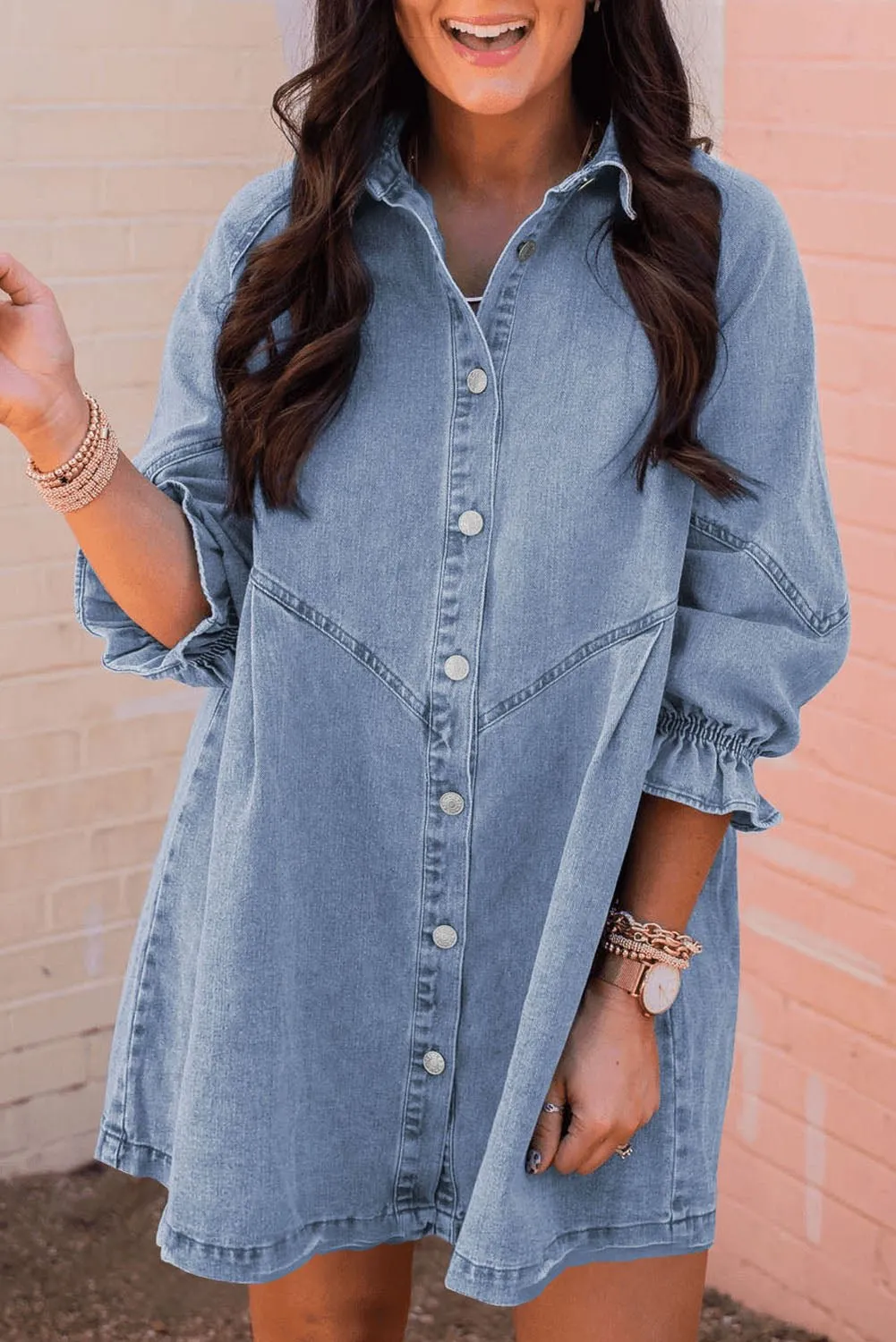 Lichtblauwe Denim Mini-jurk met Knoopsluiting en Lange Mouwen