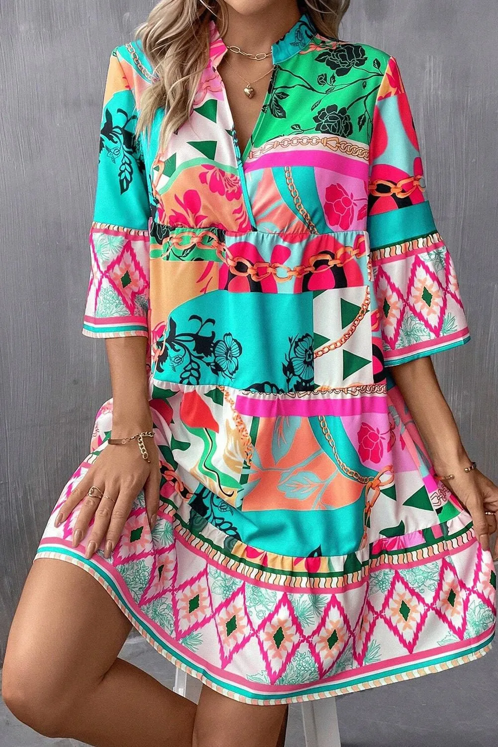 Multicolour Abstracte Mini-jurk met Halve Mouw en V-hals met Inkeping
