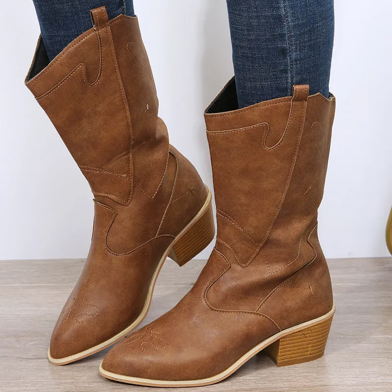New in autumn and winter with oversized pointed toes hand-embroidered soft leather mid-tube knight boots