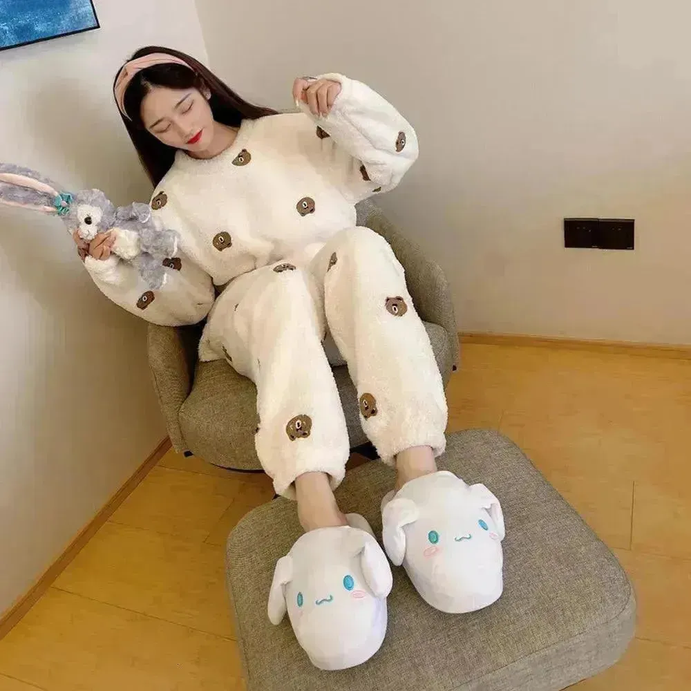 Sanrio Kuromi Cinnamoroll Plush Indoor Slippers