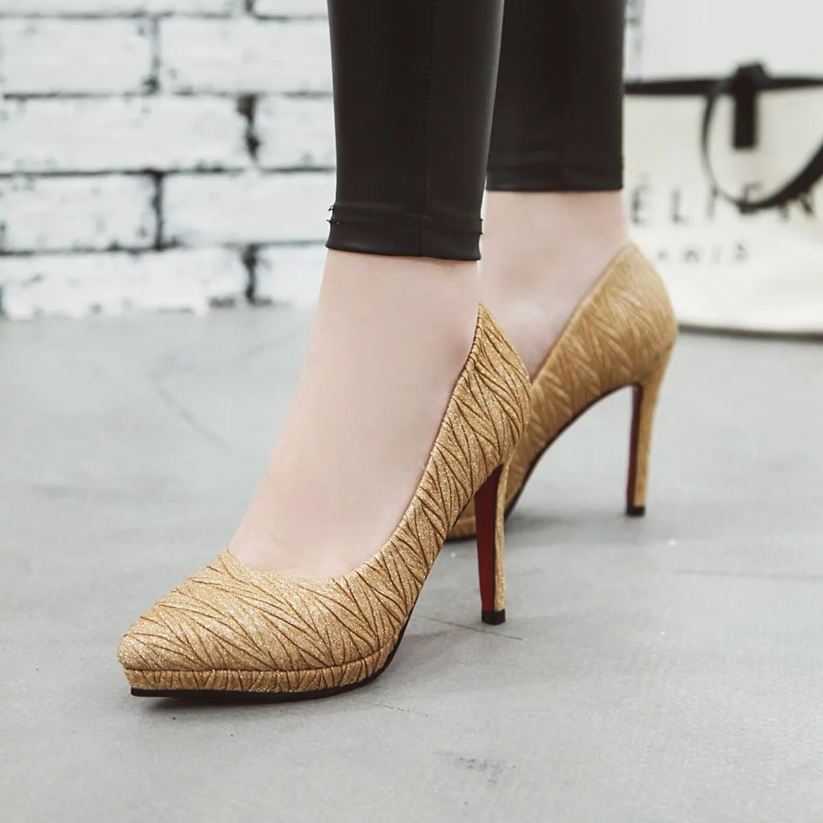 Sexy Plain Sequin Pointed Toe Pumps