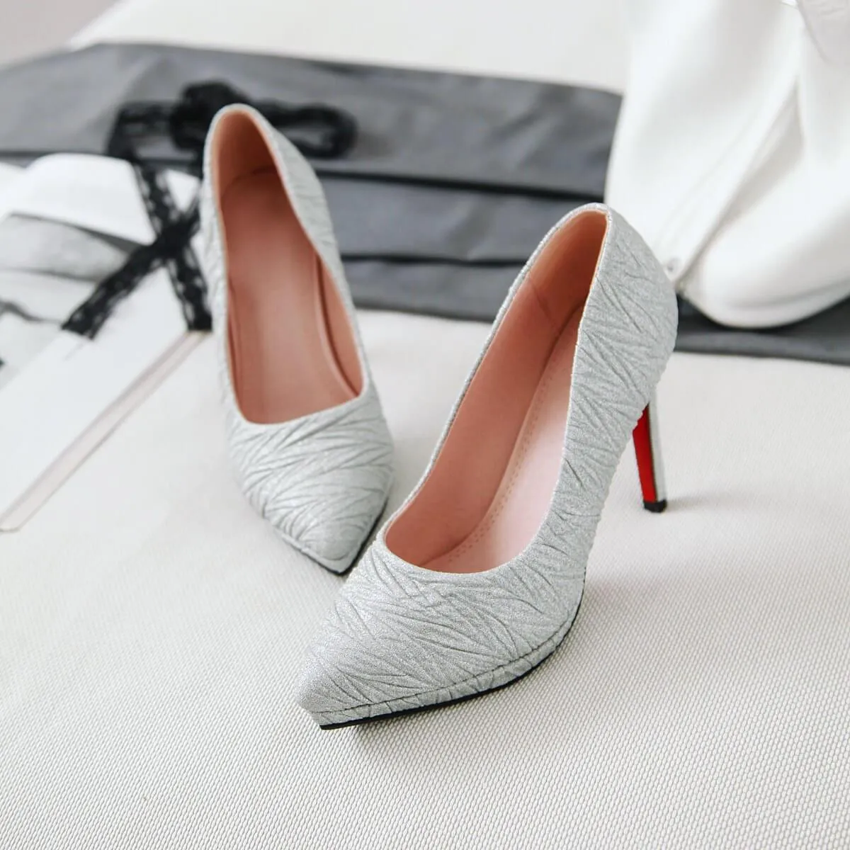Sexy Plain Sequin Pointed Toe Pumps
