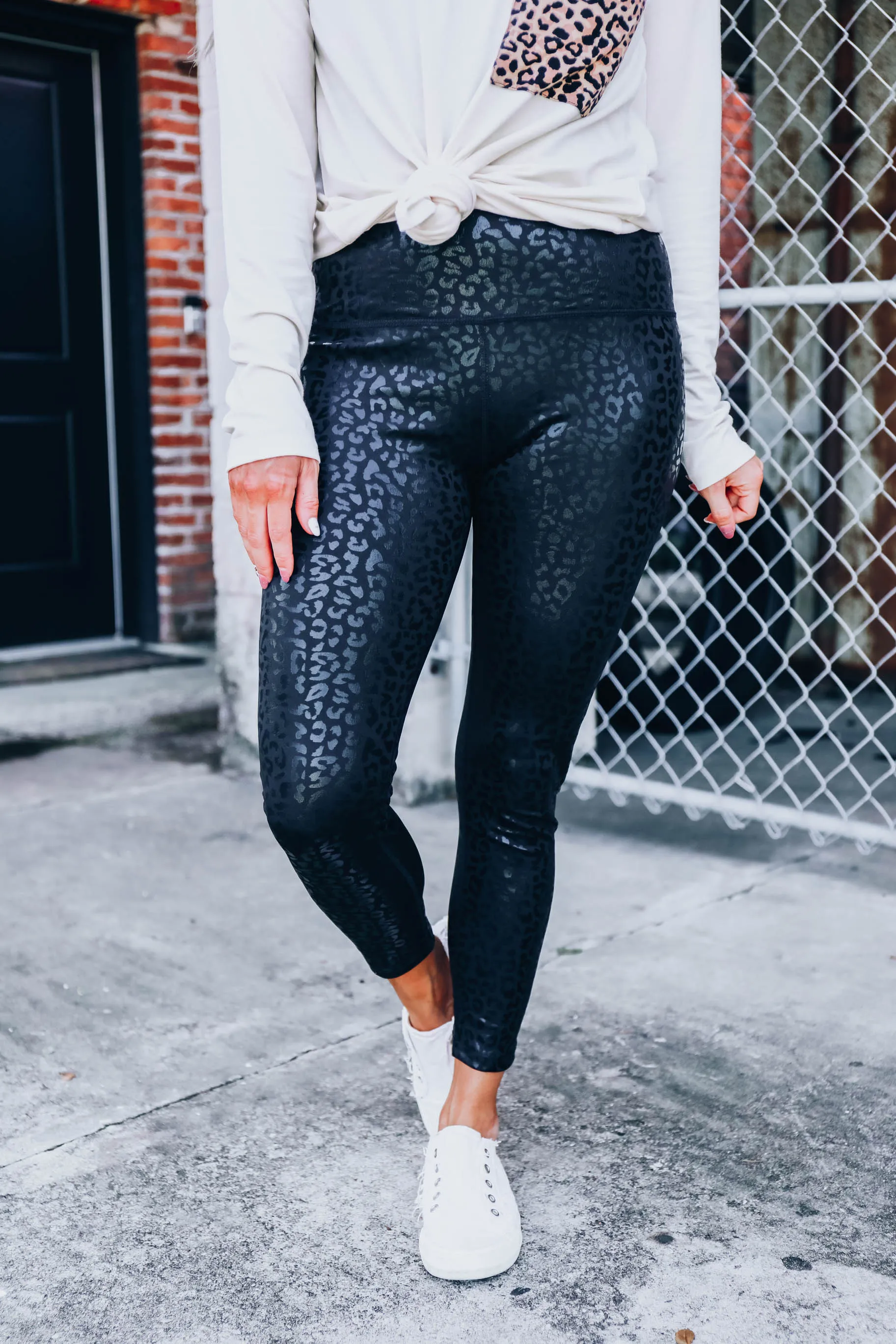 Shapin' Up Gloss Leggings
