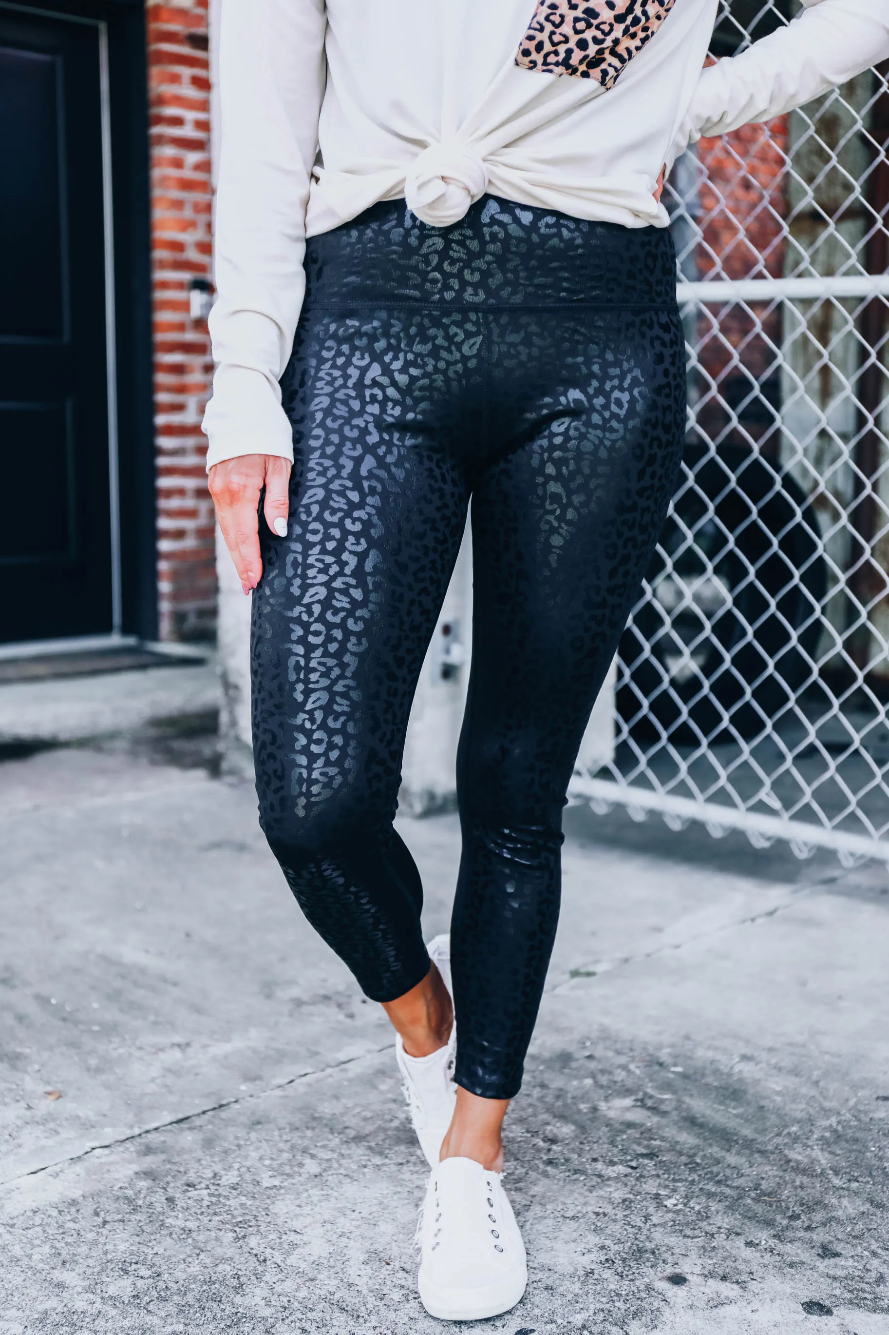 Shapin' Up Gloss Leggings