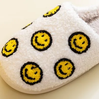 Smiley Face Slippers in Yellow Smile Mix