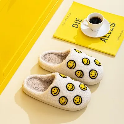 Smiley Face Slippers in Yellow Smile Mix