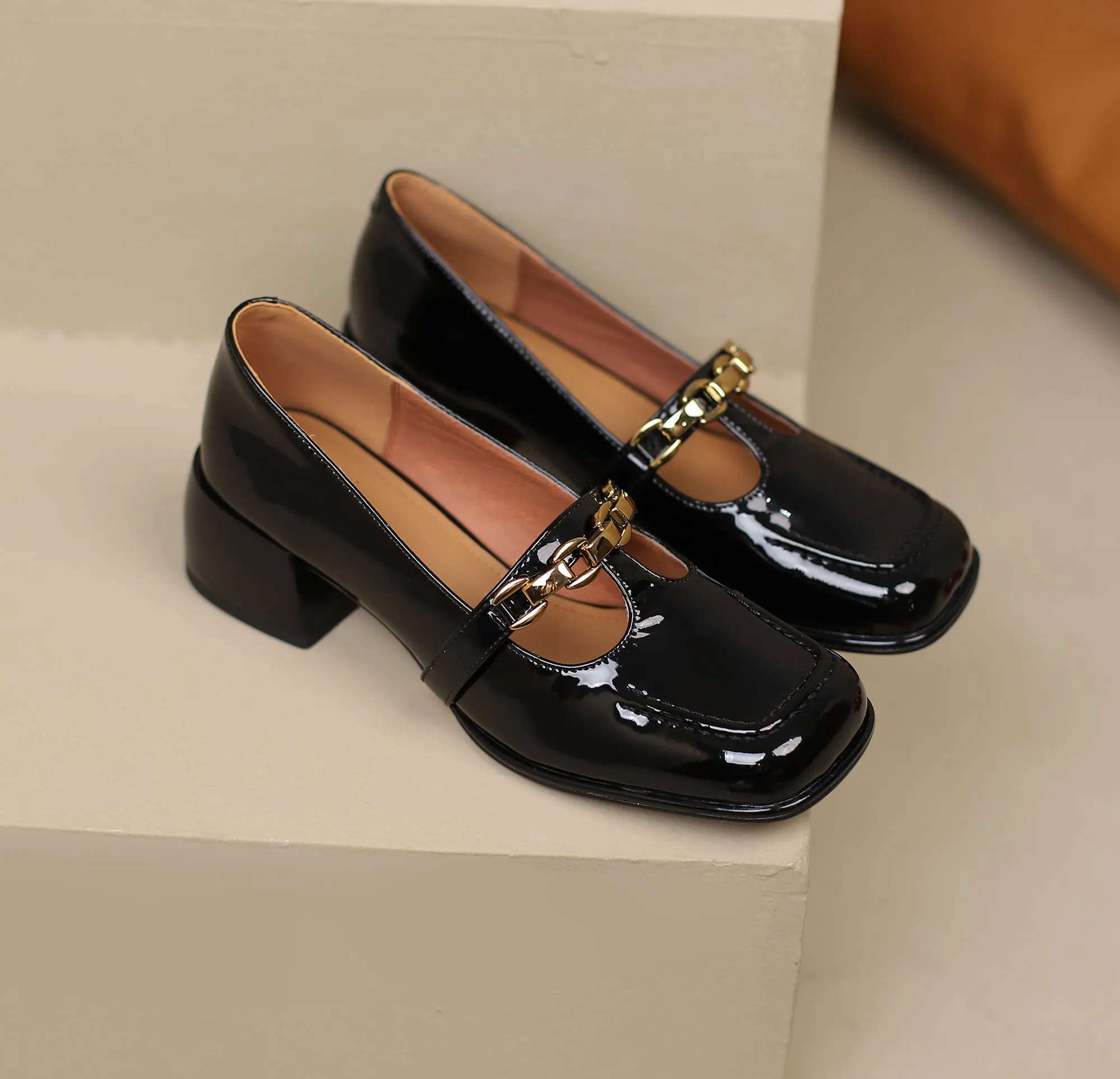 TinaCus Handmade Women's Patent Leather Chain T-Strap Square Toe Low Chunky Heel Mary Janes Pumps Shoes