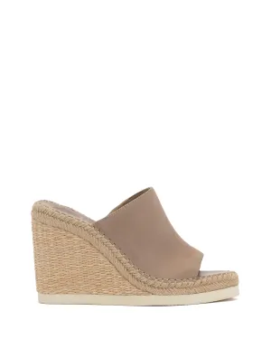 Vince Camuto Women's Brissia Brown M