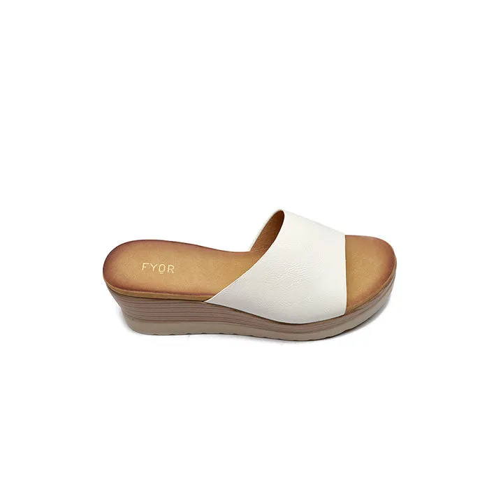Wide Strap Flatform Sandal HL 34