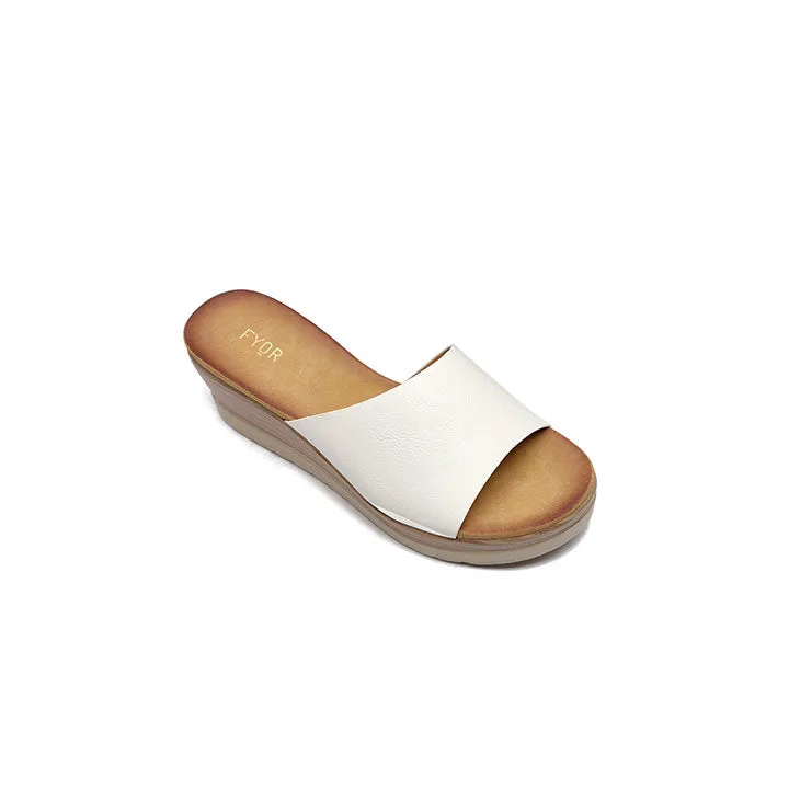 Wide Strap Flatform Sandal HL 34