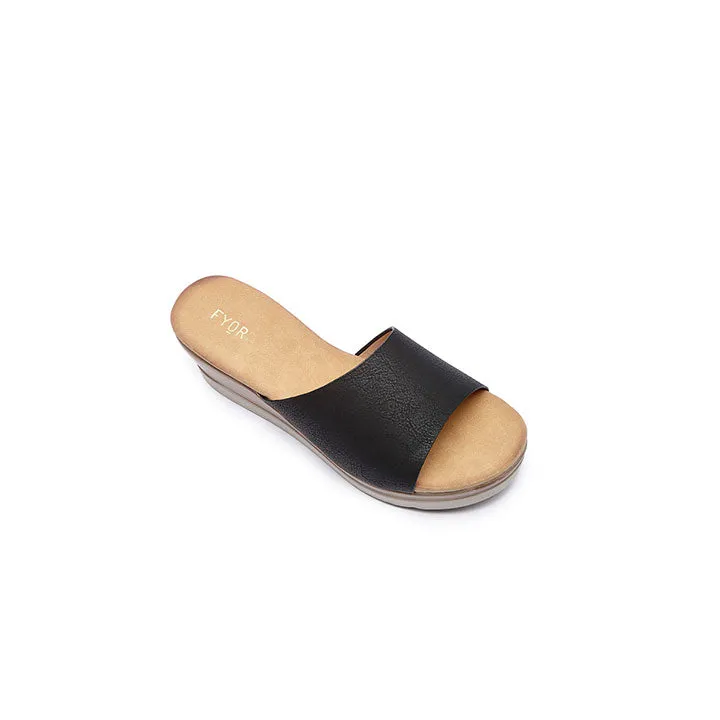 Wide Strap Flatform Sandal HL 34