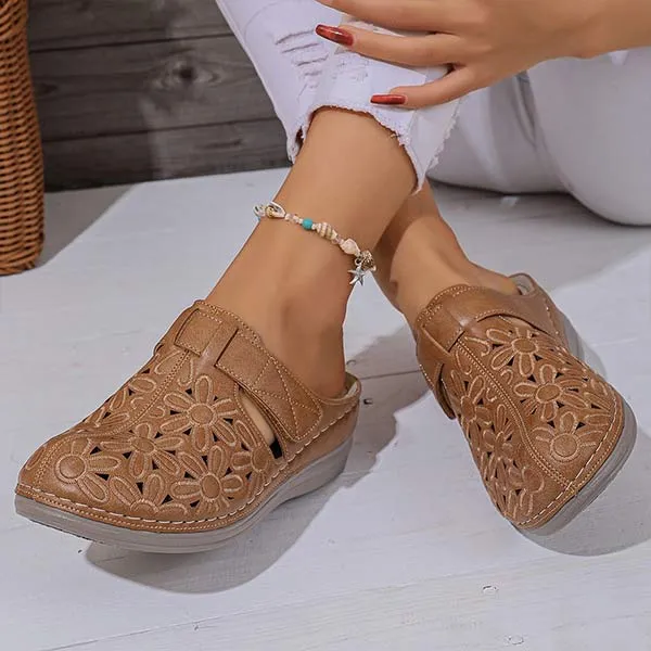 Women's Thick-Soled Slip-On Sandals with Adjustable Strap 41652779C