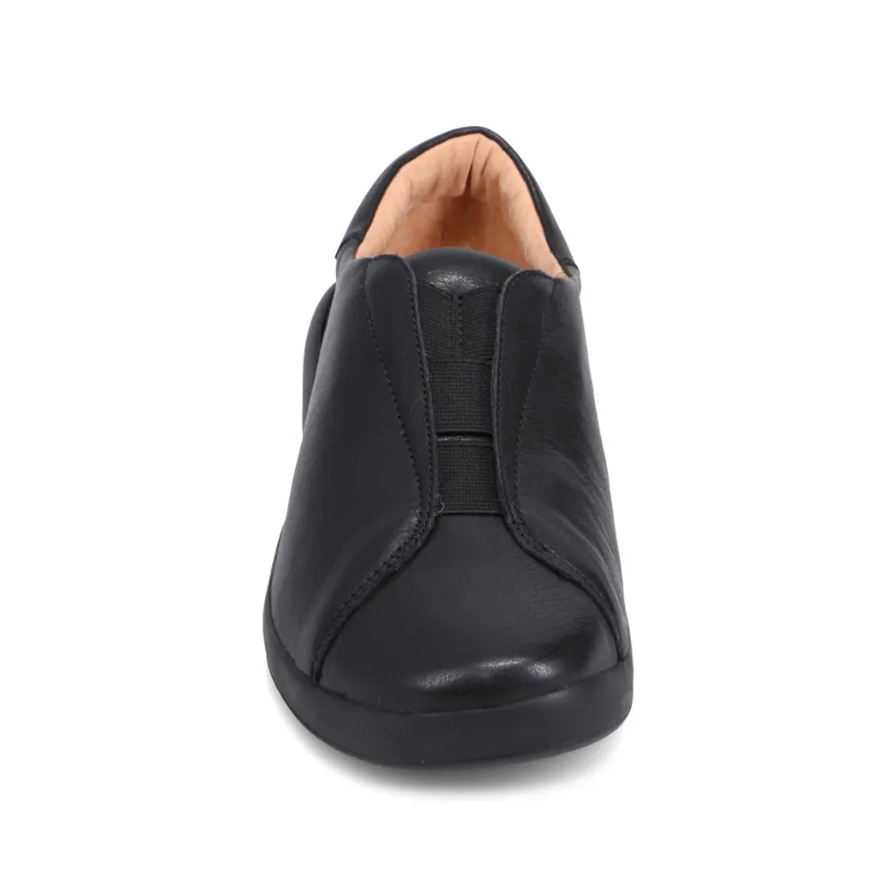 Ziera Yass Black Leather Elastic Flat Shoe (Women's)